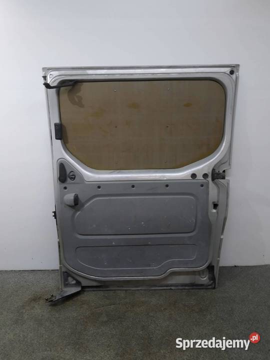 DRZWI PRAWE TYŁ PRZESUWNE CMG64 Nissan Primastar Rok produkcji 2004