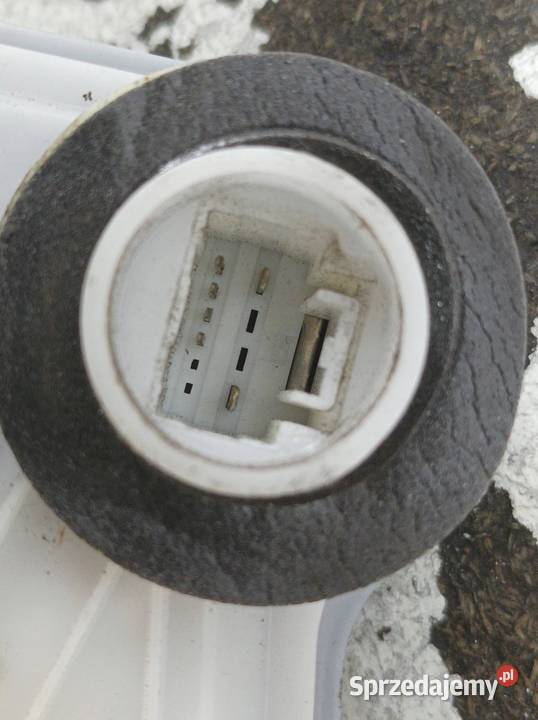 ZAMEK DRZWI LEWY PRZÓD EU E16 E17 E18 Toyota świętokrzyskie sprzedam