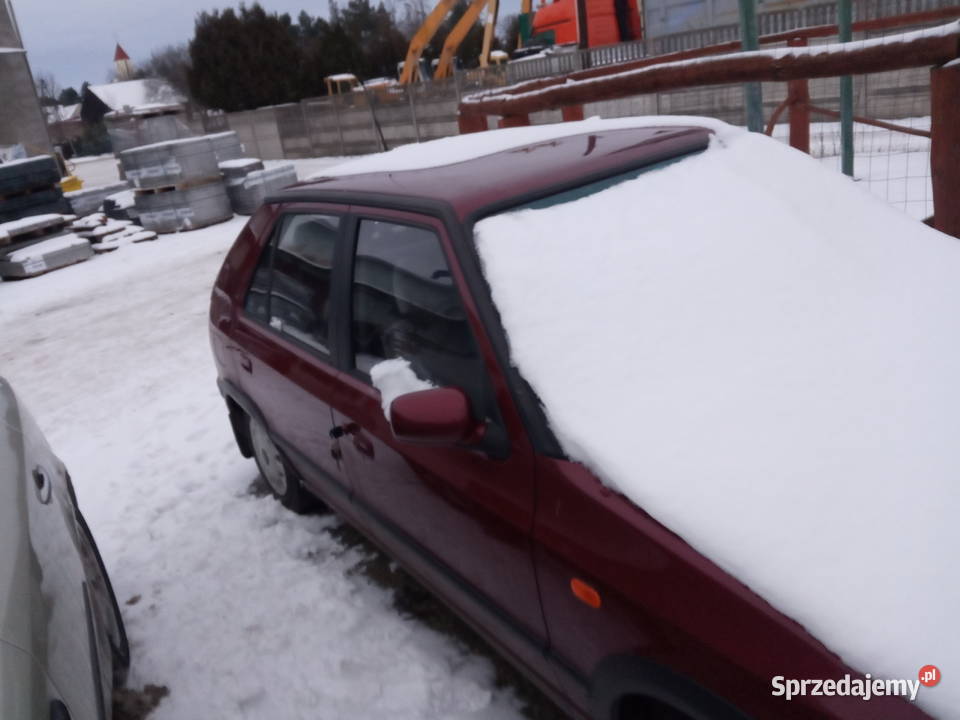 Sprawne auto serwisowe starszej osoby Rok produkcji 1999 Rozwadza