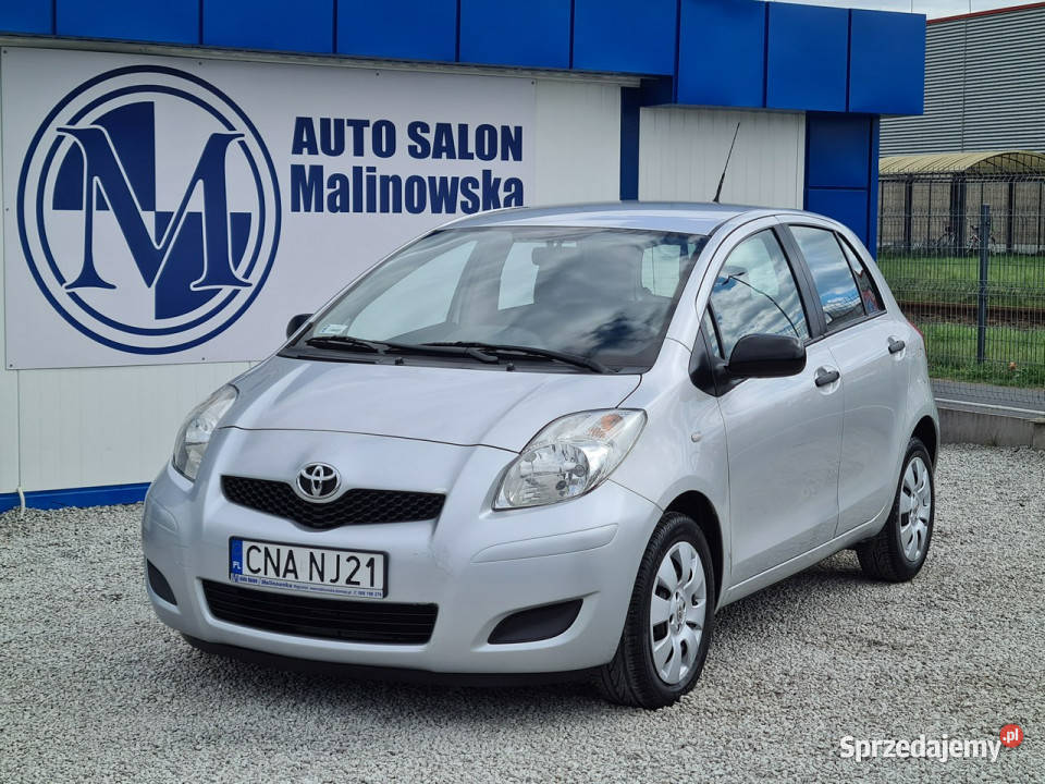 Toyota Yaris Klimatyzacja ElSzyby 5Drzwi Idealny kurtyny powietrzne Wągrowiec sprzedam