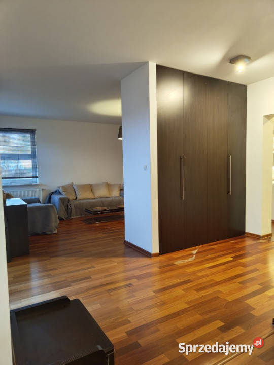 Mieszkanie 2 pokoje 48 m miejsce garażowe Rok budowy 2007 Piaseczno