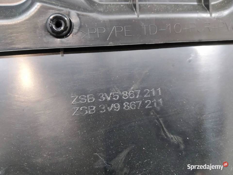 TAPICERKA BOCZEK LEWY PRAWY TYŁ KOMBI KPL Skoda Rok produkcji 2018 Tapicerki samochodowe