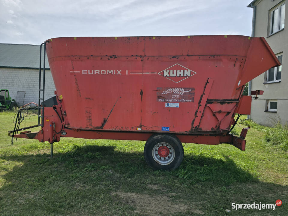 Wóz paszowy KUHN Euromix I EUV270 2270 22 m3 16 Baliki