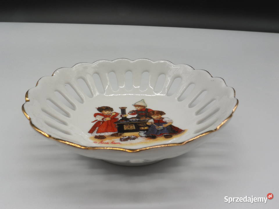 Porcelanowa paterka ażurowa REUTTER Porcelana i szkło Raszków