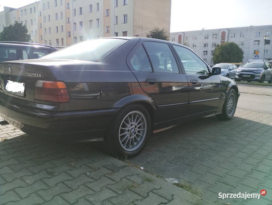BMW E36 320i LPG 2033r nieuszkodzony Śrem