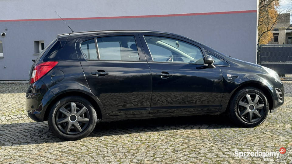Opel Corsa 14 Benzyna 87 z Niemiec 5 DRZWI LIFT Strzegom