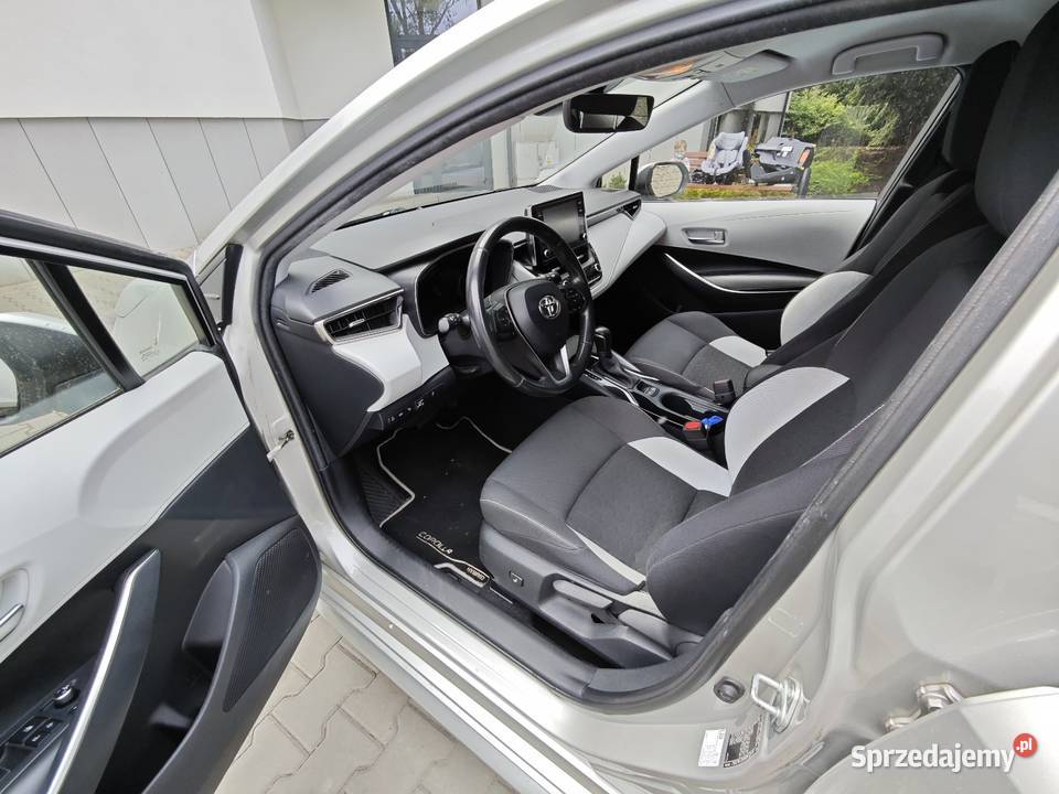 Toyota Corolla TS Hybryda LPG światła LED Corolla