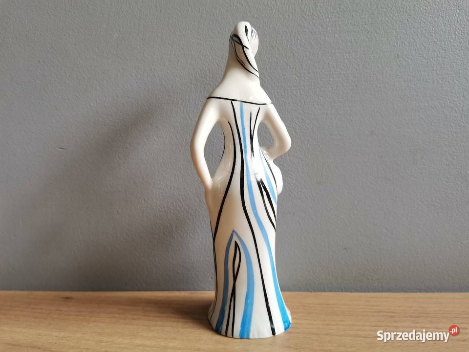 Stara figurka Grzybiarka porcelana Ćmielów PRL śląskie Katowice