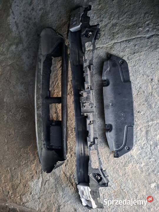 Wlot powietrza górny volvo v40 20122019 Radom