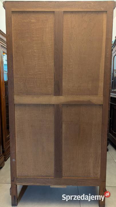 Piękna dębowa bibliotekawitryna secesyjnasklep