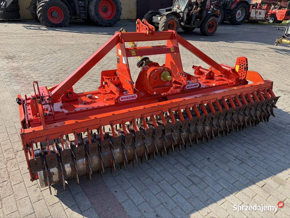 Agregat brona wirowa wirnikowa 3 m Maschio DC