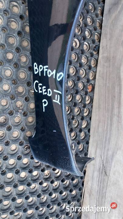 KIA CEED II BŁOTNIK PRZÓD PRAWY 1K osobowe Błotniki Zbierkowo sprzedam