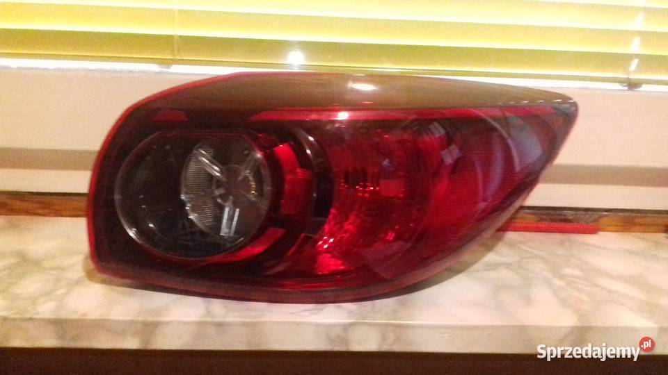 Mazda 3 2013 rok tylna prawa lampa nowa 5 drzwi Pruszków