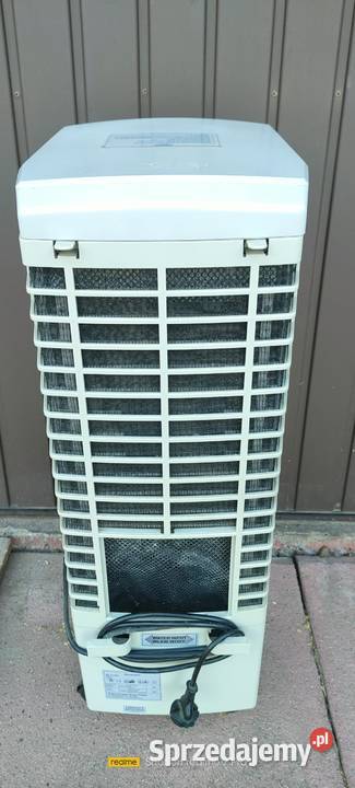 Klimatyzator firmy Ravanson o mocy 80W pilot