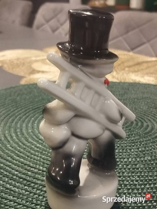 Porcelanowa figurka Jezel Kominiarczyk Porcelana i szkło Sączów