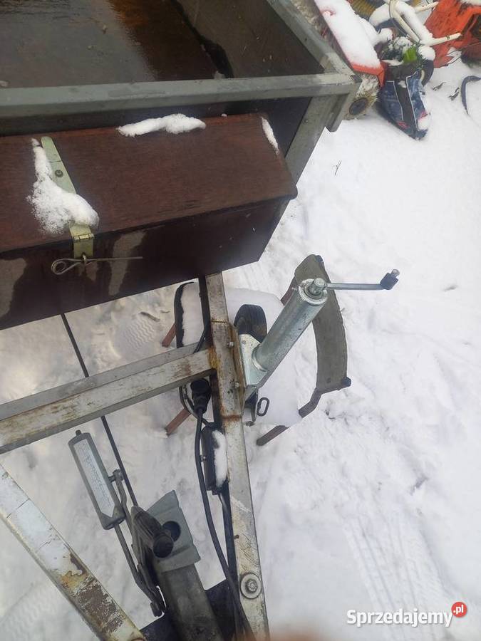 Sprzedam przyczepkę sprowadzono ładowność 1000 lubelskie Czeberaki