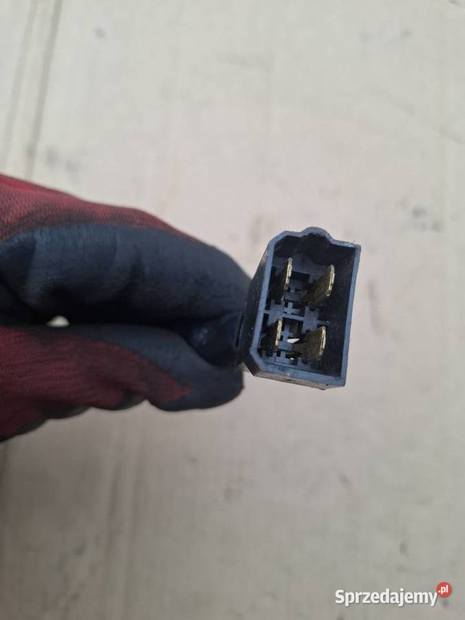 Stacyjka kostka stacyjki 4 piny Fiat 126p Maluch Strzelce Opolskie sprzedam