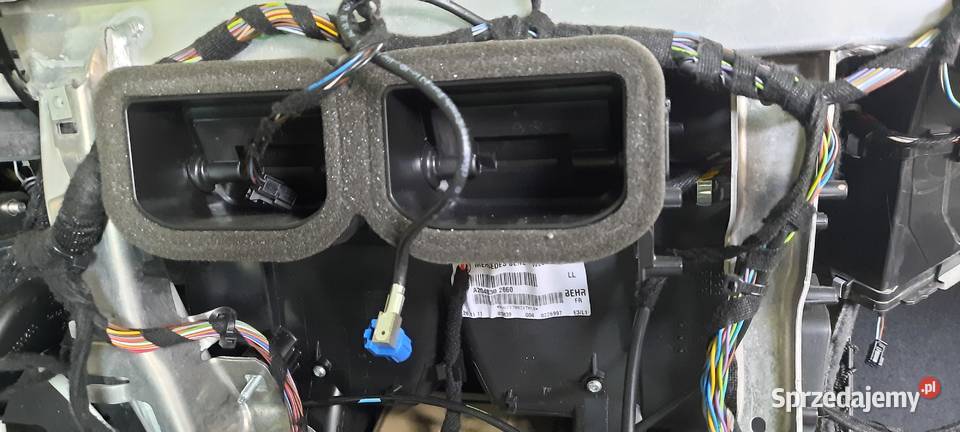 MERCEDES W204 LIFT NAGRZEWNICA KOMPLETNA EUROPA ogrzewanie Jelenia Góra