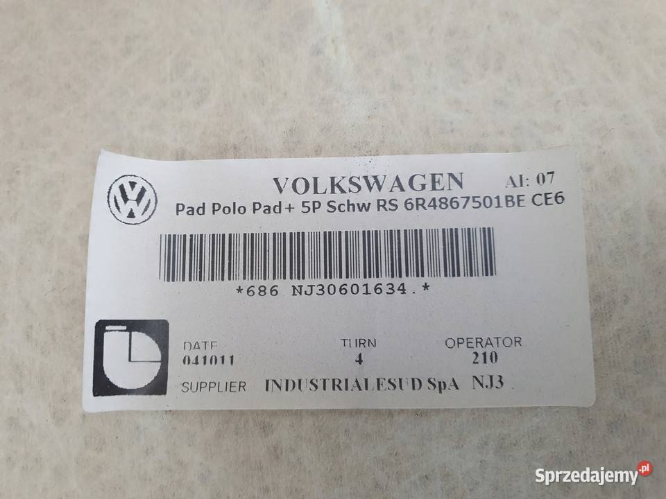 VW Polo V GTI 6R 0917r PODSUFITKA CZARNA osobowe lubelskie Janów