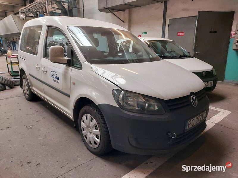 VOLKSWAGEN CADDY 2012 1598 ccm 102 Poznań