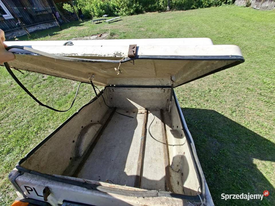 lekką przyczepkę samochodową Niewiadów N250 Do samochodów osobowych