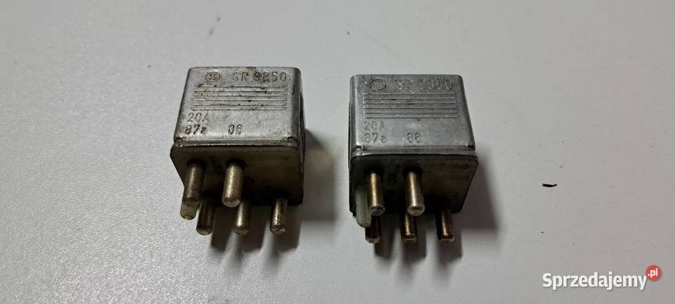 Przekaźnik 0015420219 Mercedes W114 W115 W116 pomorskie Luzino sprzedam