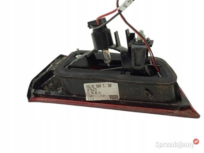 LAMPA TYŁ W KLAPĘ PRAWA SEDAN EU 30796272 Volvo sprzedam