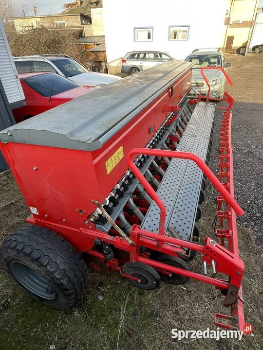 Sprzedam siewnik dwa talerzowy PolonezD 4 metry Suwałki sprzedam