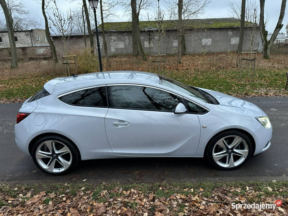 Opel Astra GTC 20 CDTI 165 Navi BiXenon Led Alu klimatyzacja Józefkowo