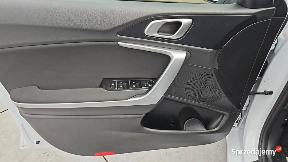 Kia Ceed 15 TGDI M Z Polskiego Salonu Faktura centralny zamek mazowieckie Warszawa