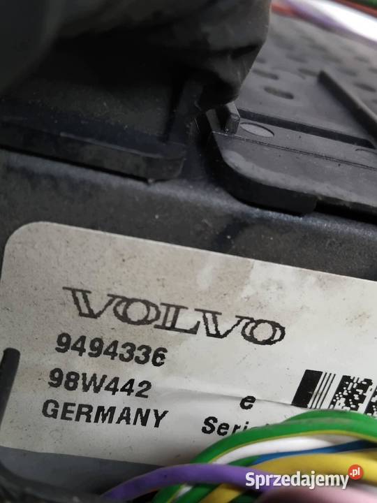 SKRZYNKA BSI 9441585 9494336 28 B 272 Volvo S80