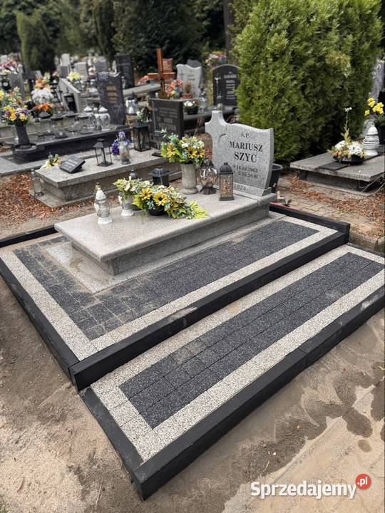 Opaska wokół pomnika Głogów