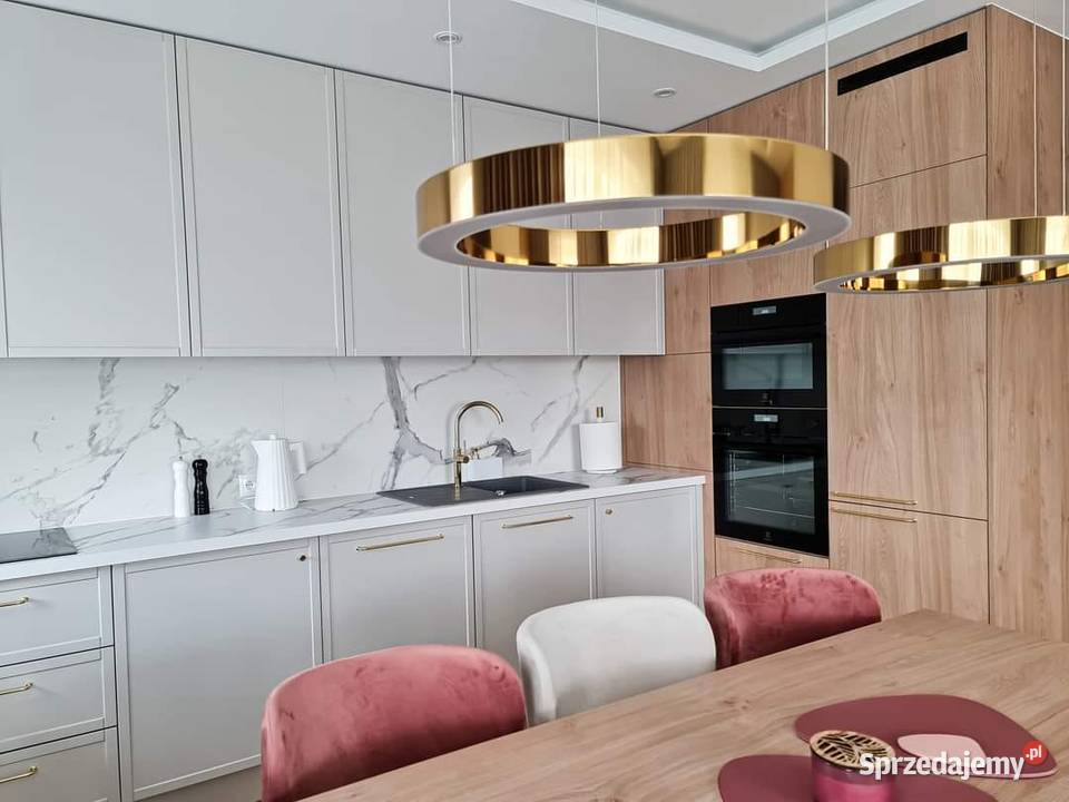 Szafy kuchnie lady recepcyjne na wymiar sprzedam