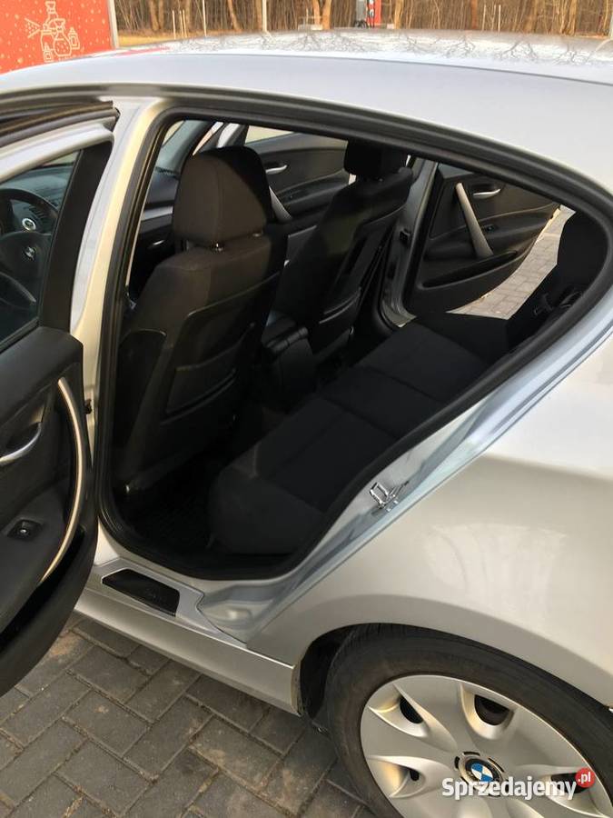 BMW seria1 E87 diesel dwa kpl kół bładna nieuszkodzony sprzedam