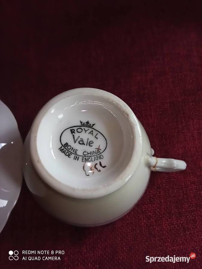 Filiżanka Royal Vale białożółta złoto Made in Gdańsk