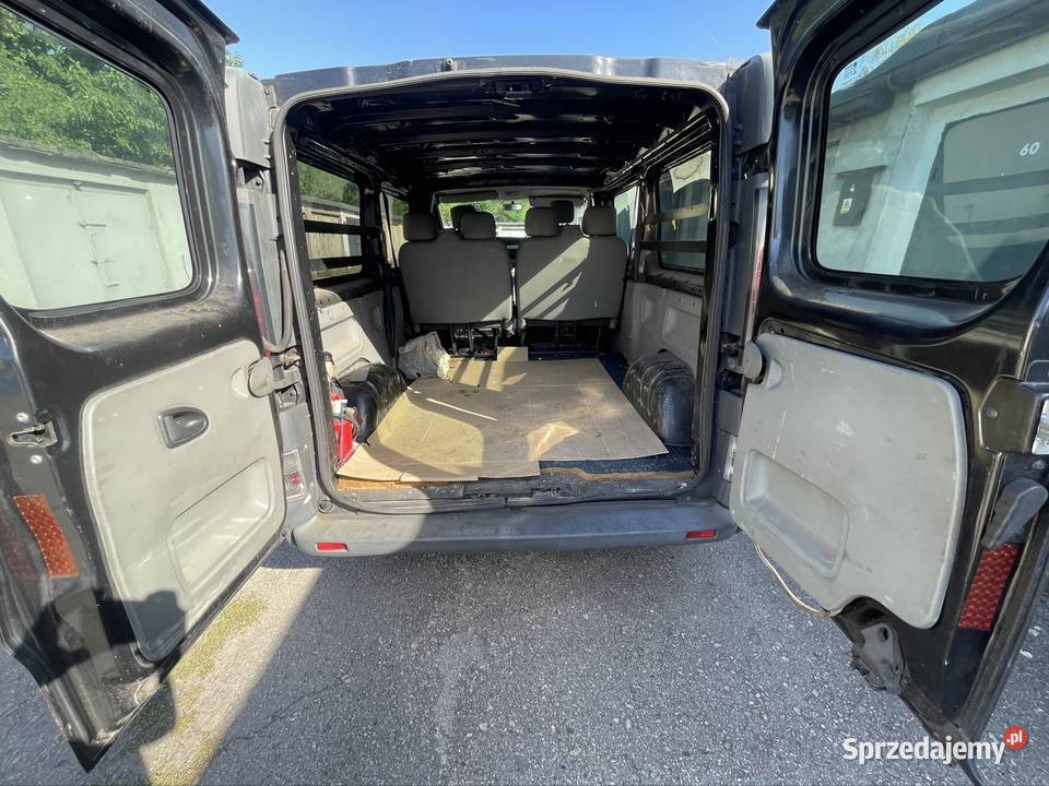 Opel vivaro 19 dti LONG serwisowany w ASO Bytom sprzedam