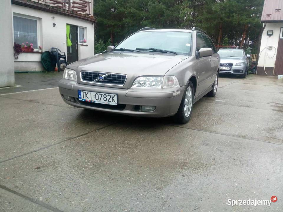 2004 Volvo v40