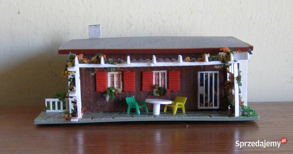 Domek na makietę 10 kolejka skala TT Łódź