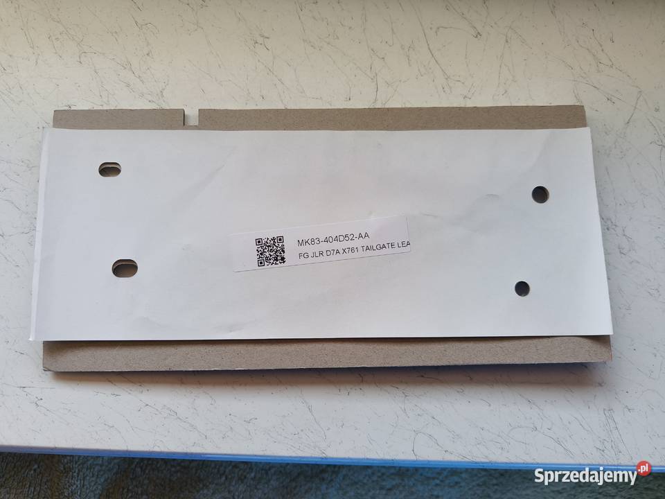 Emblemat logo znaczek Jaguar F PACE X761 Zagórowa