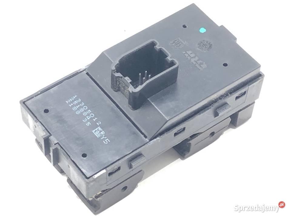 PRZEŁĄCZNIK SZYB OPEL ZAFIRA C 13305012 Minivan Wyposażenie wnętrza sprzedam