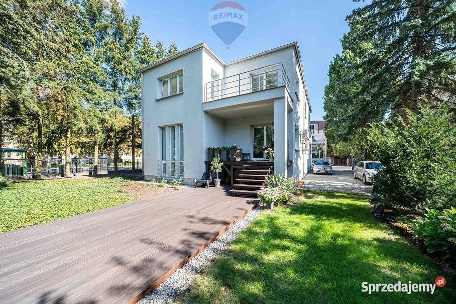 Willa modernistyczna na Starym Grunwaldzie wielkopolskie