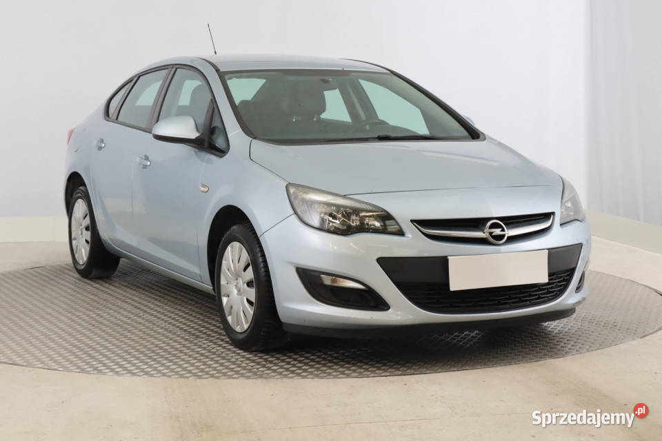 Opel Astra 14 T LPG manualna Zabrze