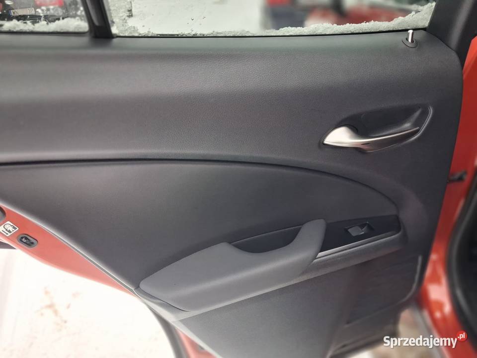 Lexus UH250H automatyczna