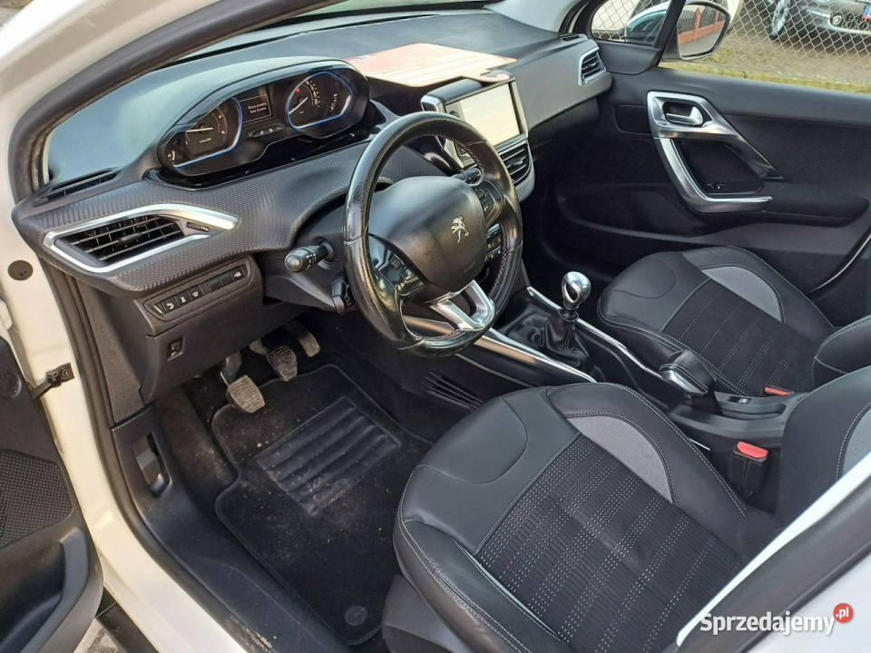 Peugeot 2008 16 eHDi 115 Klimatronic Solardach I Suchorzew sprzedam