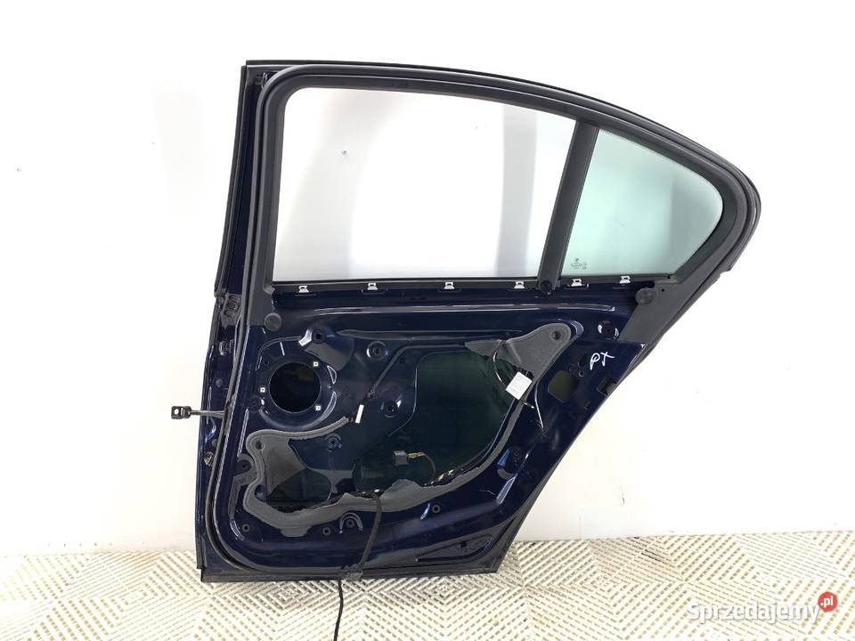 DRZWI PRAWY TYŁ BMW F30 SedanLimuzyna 1118