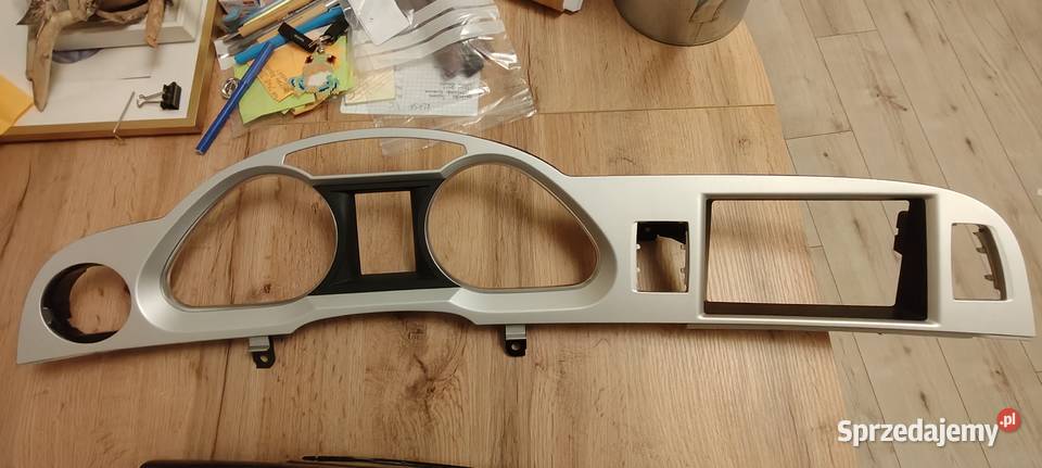 Ramka zegarów dekor audi A6 C6 4f1857115j osobowe Bytom