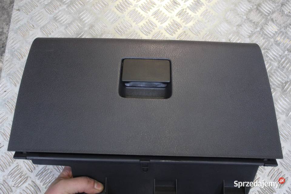 SCHOWEK PASAŻERA VW FOX 5Z0857097