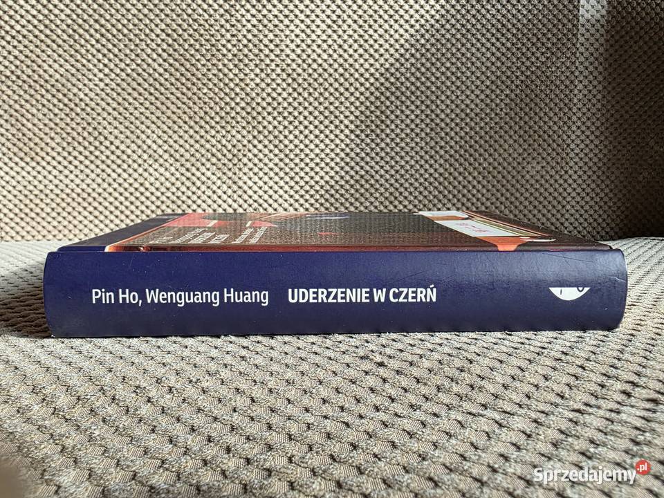 Uderzenie w czerń Morderstwo pieniądze i walka o ISBN 9788380490178 Kraków