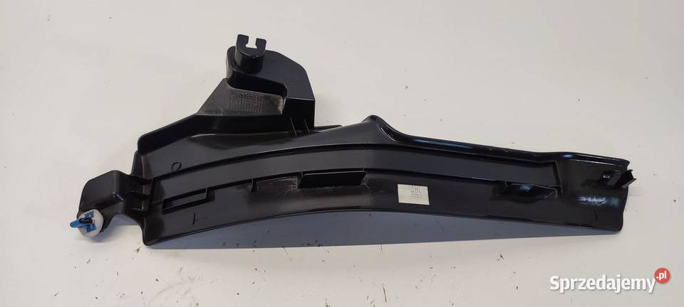 VOLVO V60 OSŁONA PROGU LEWY TYŁ 31348250