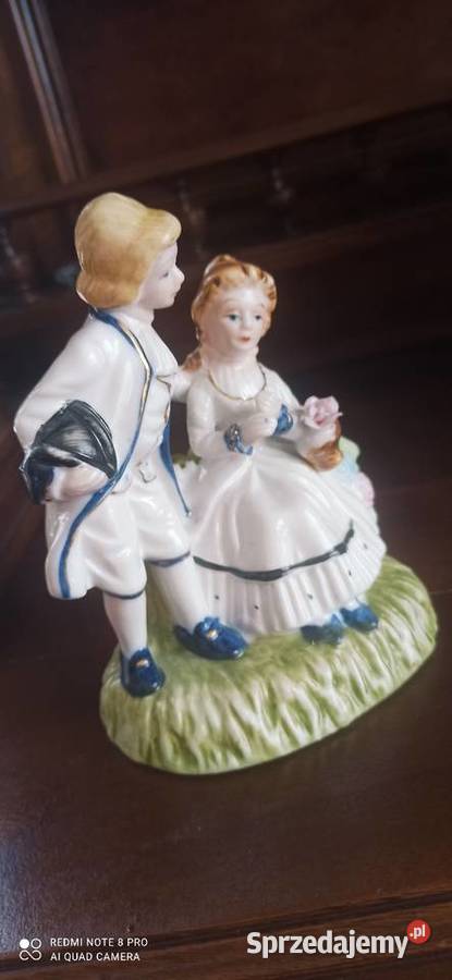 Figurka porcelanowa Pary Z koszyczkiem kwiatów Gdańsk